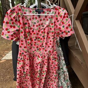 Modcloth Red Casual Puff Sleeve Sundress